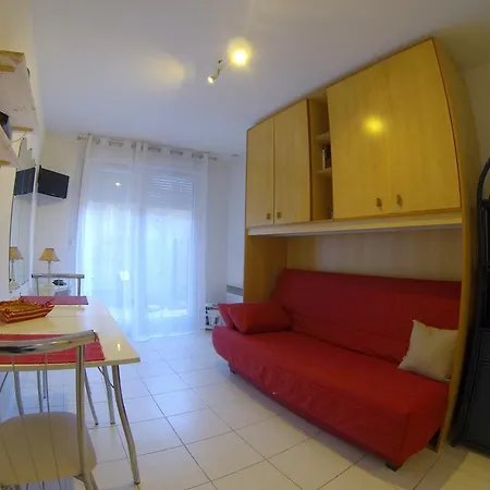 Studios Villa Palatine アパート