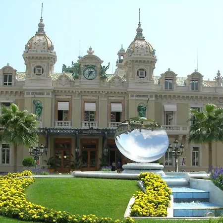 Studios Villa Palatine * Босолей